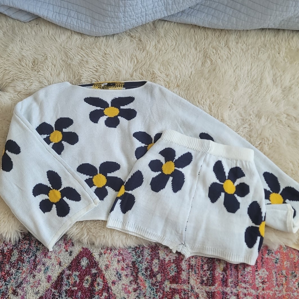 Daisy Matching Set